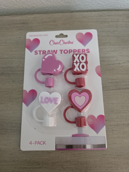 charcharms Other - Pink & White Heart Straw Toppers - 4 Pack